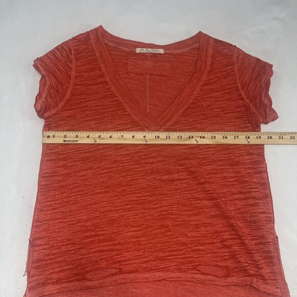 XS We The Free Red Sundance Slouchy T-Shirt Distressed Free People - Picture 4 of 8